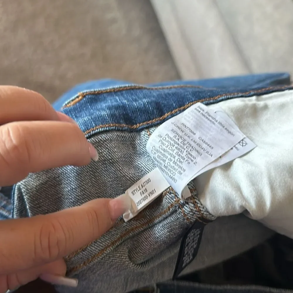 Madewell The Perfect Vintage Slim Straight Jeans!